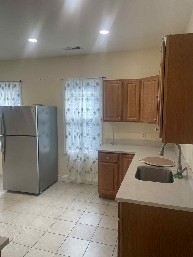 Photo - 6 Millet St Unit 3