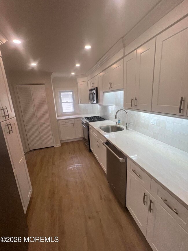 33 Weaverville Rd