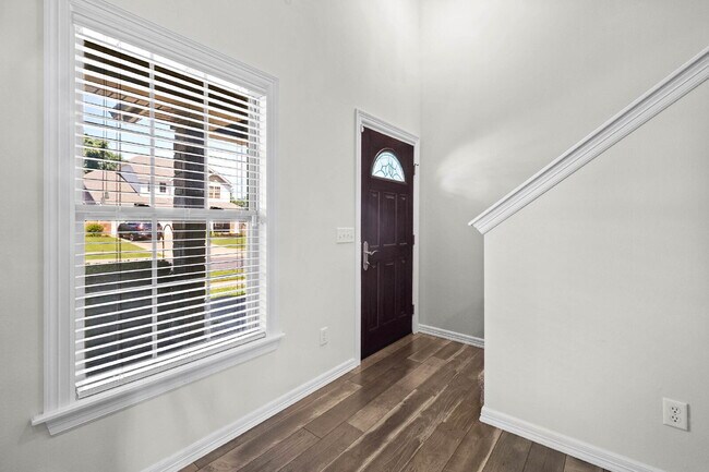 Photo - 1514 NE Young Ave