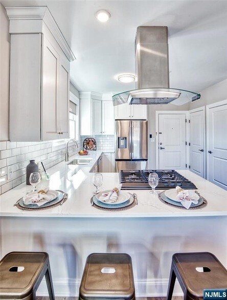 246 Main St Unit 303