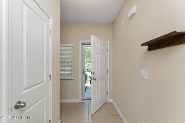 Photo - 3199 Chestnut Ridge Way