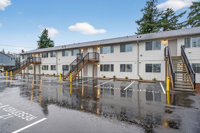 Photo - Woodstock Manor