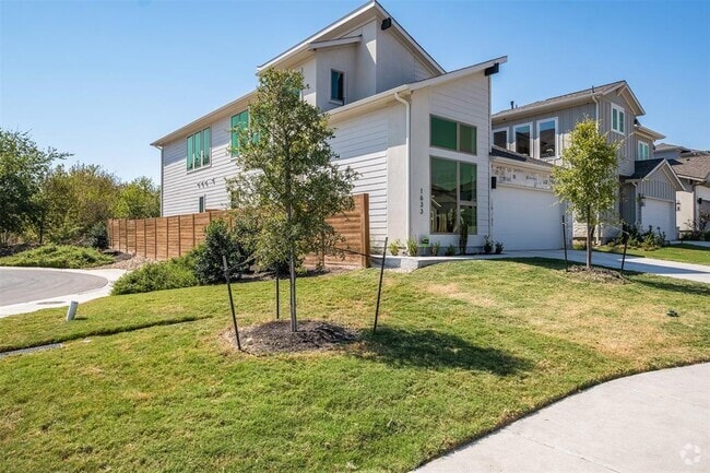Building Photo - 1633 Seeger Dr Rental