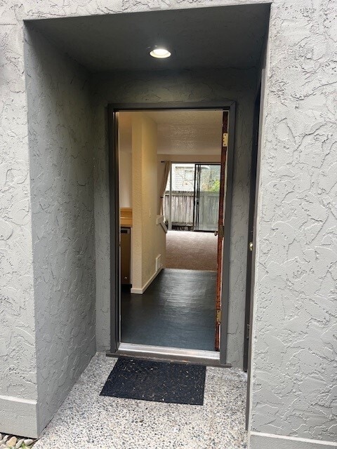Entry to Unit - 10320 NE 186th St Unit 4