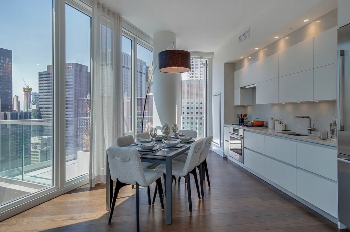 Photo - East 44th Street Unit 40L