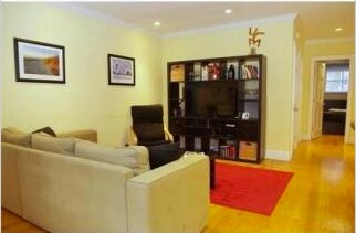 Photo - 30 Anderson St Unit 1