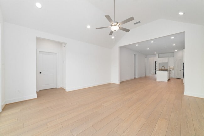 Photo - 5177 Enchanted Pne Ct