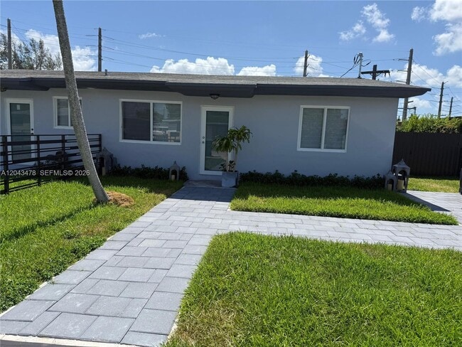 Building Photo - 225 SW 76th Ct Unit 227