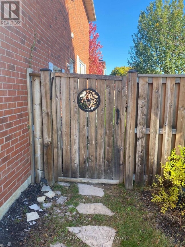 Photo - 6419 Longspur Rd