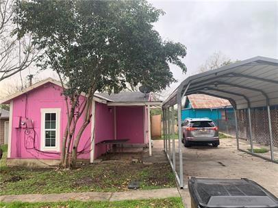 Photo - 518 Laredo St