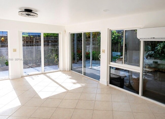 2740 SW 4th St Unit REAR