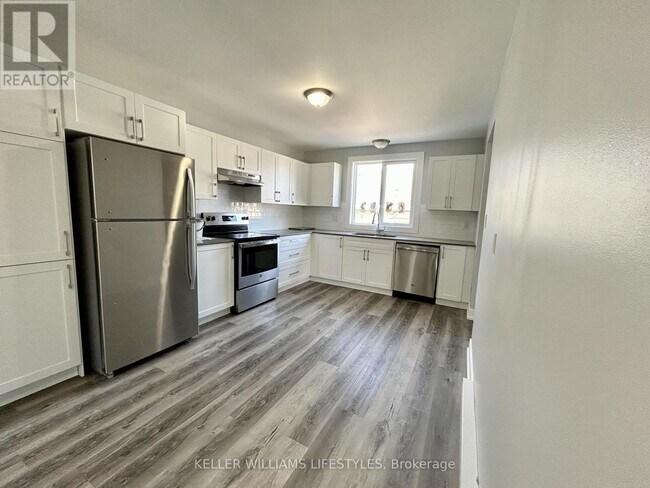 Photo - 83 Marlborough Ave Unit 2