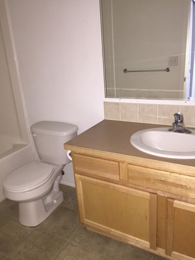 Photo - 4 Bedroom home 3 car garage fenced yard