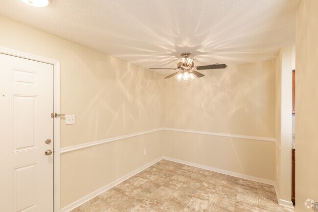 The York- 1BR, 1BA 720sqft