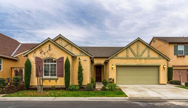 Photo - Great Harlan Ranch Home! Don't miss out! It won't last long!