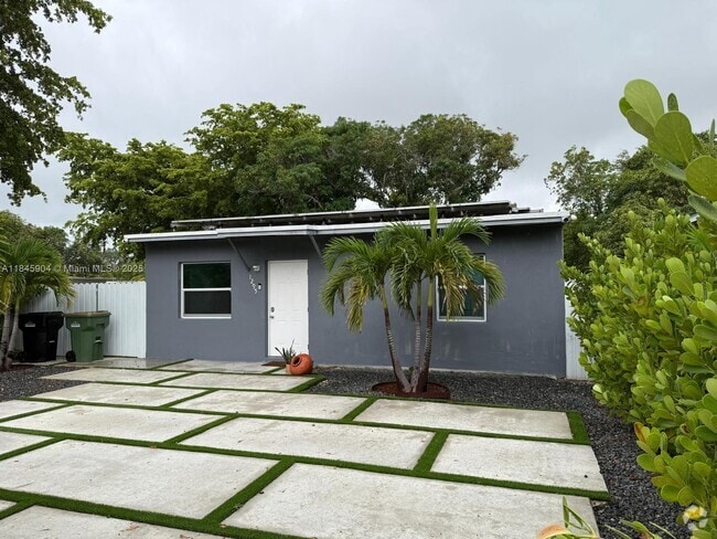 Building Photo - 1295 NW 122nd St Rental