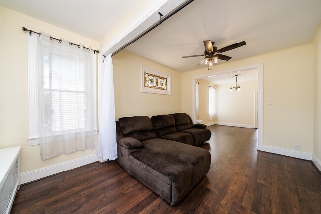Photo - 160 Randolph Ave Unidad 2 Rental