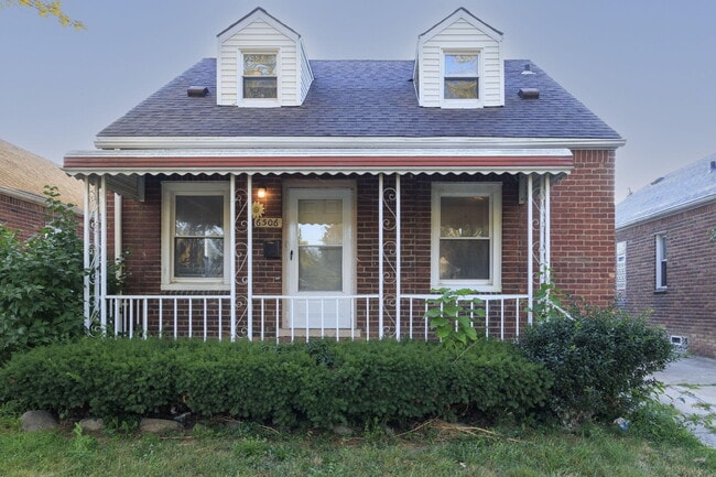 Building Photo - 6506 Memorial Ave Rental