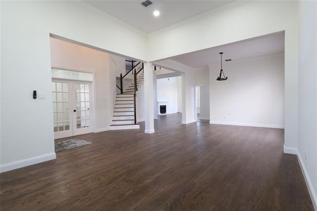 Photo - 5901 Louisville Dr