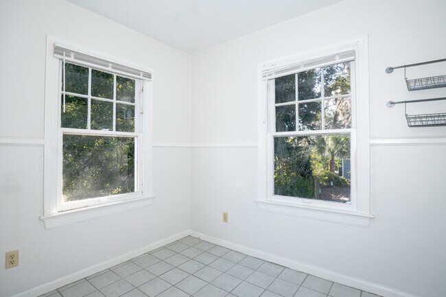 Photo - 119 Lake Morton Drive Unidad #2