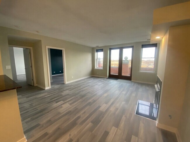 Photo - 3550 W Montrose Ave Unit 508