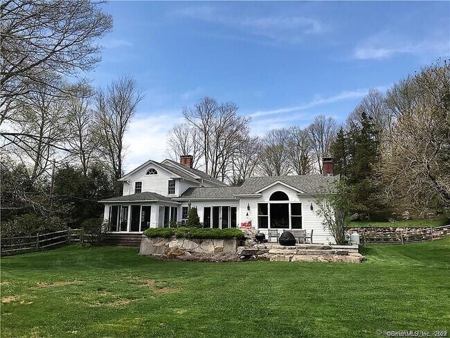 Photo - 118 Long Ridge Rd