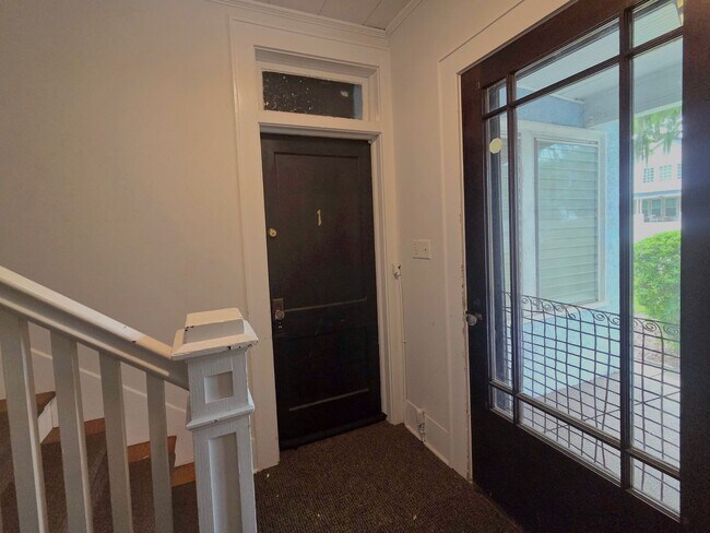 Photo - 211 E Park St Unit 1