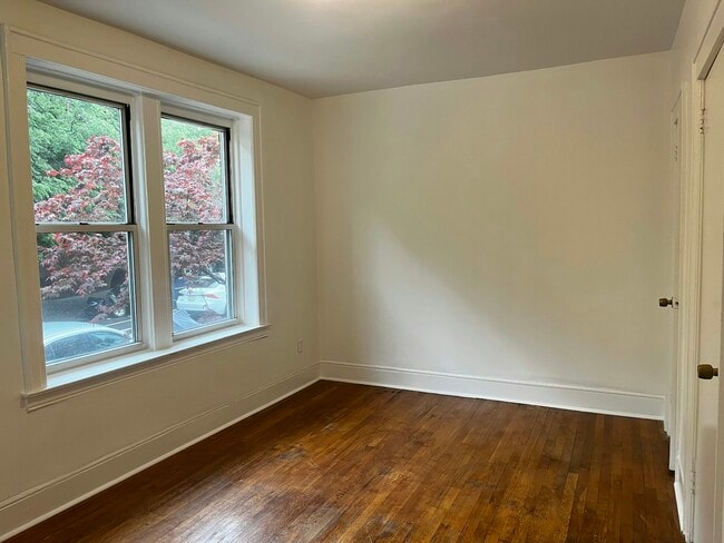 Photo - 43-36 42nd St Apartment Unit 1F