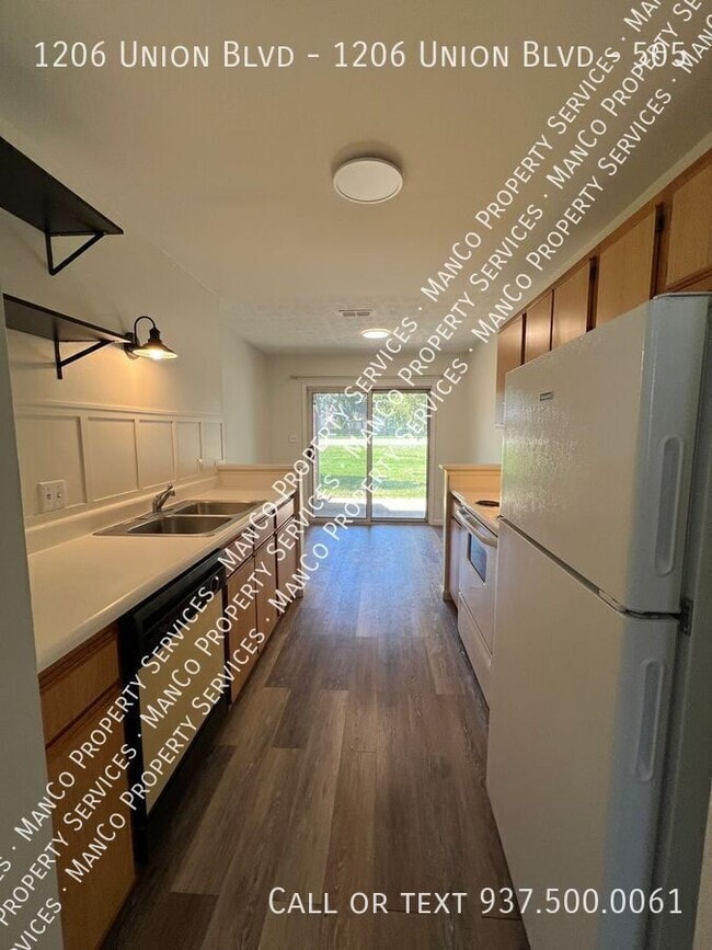 Photo - 1206 Union Blvd Unit 505