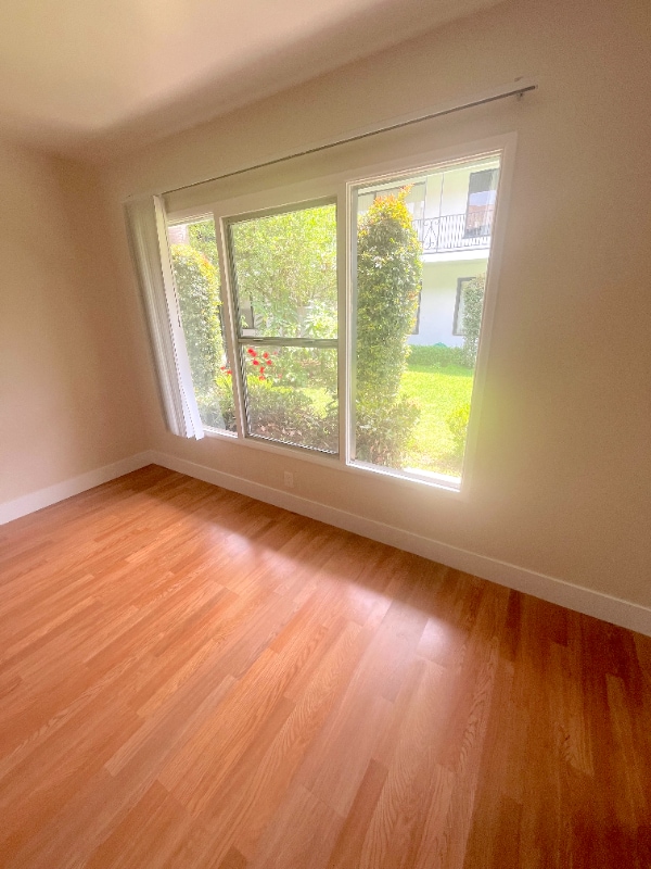 Photo - 170 S Chester Ave Unit 5