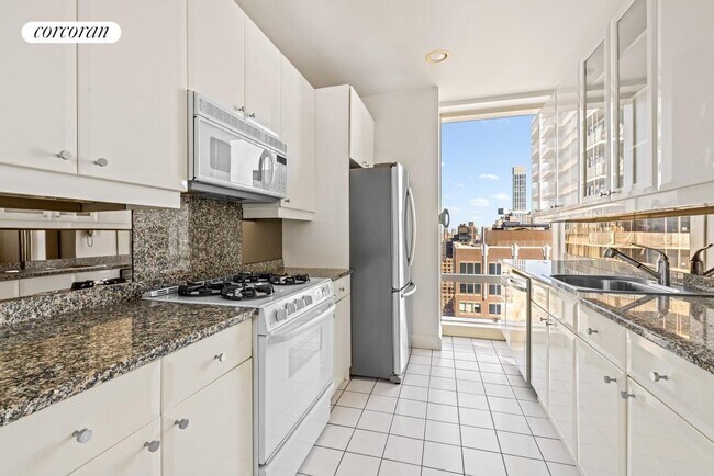 Photo - 845 United Nations Plaza