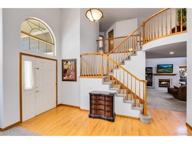 Building Photo - 15581 Flowerhill Cir