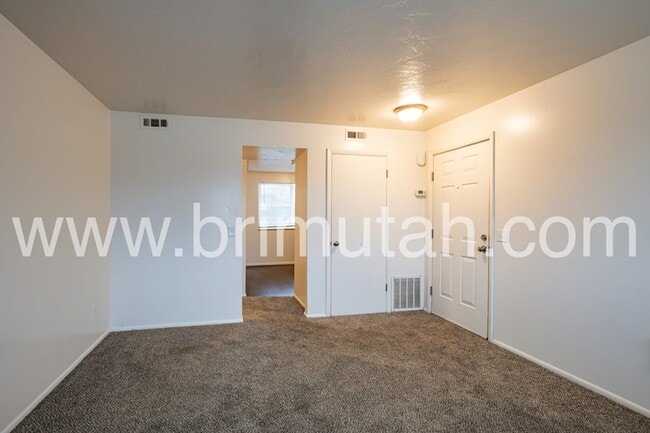 Photo - 4727 S 1300 E