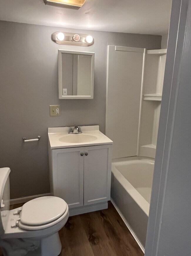 Photo - 908 1/2 S 24th Street Tiny House