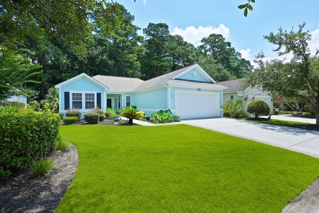Photo - 211 Hampton Cir