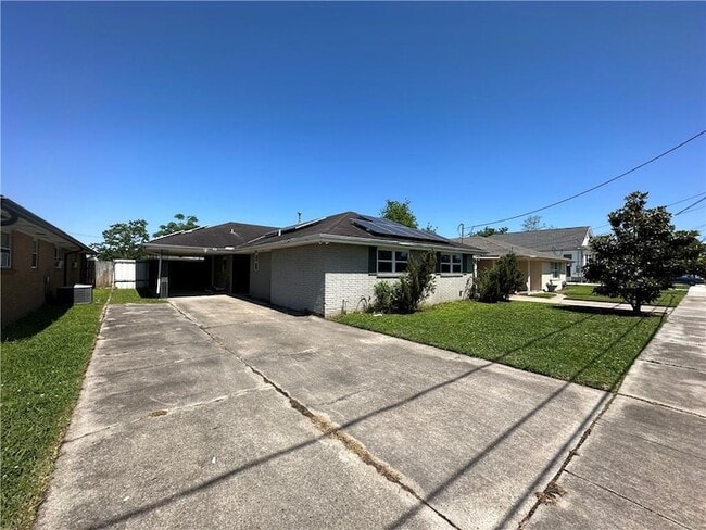 Building Photo - 2118 Mehle St Rental