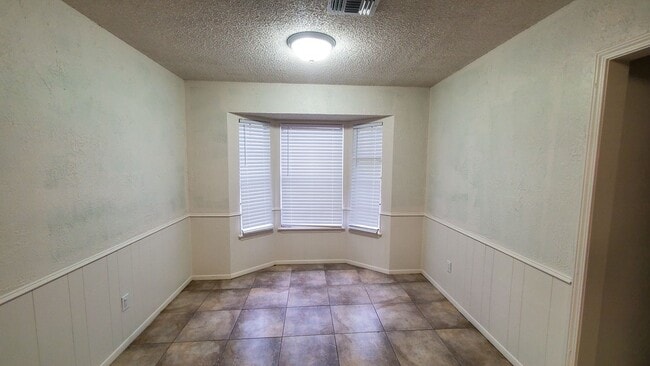 Photo - 3/2 In Glendale