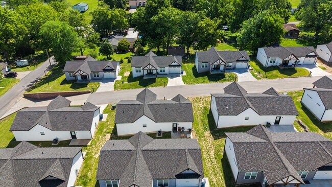 Magnolia Ridge