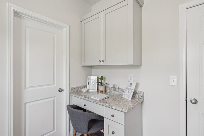 Cozy office nook ideal for work and study. - Satterfield Commons