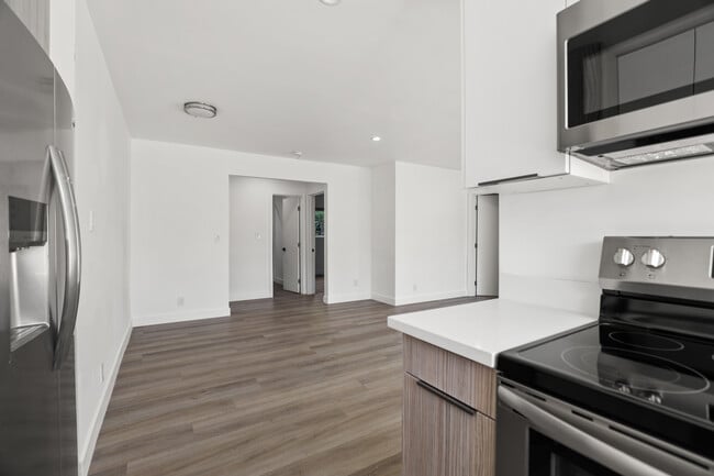 Photo - 8777 Cadillac Ave Unit 1