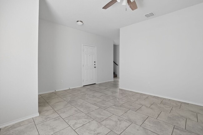 Photo - 4 Weeks Free!!! Beautiful 3 Bedroom Home in New Braunfels – Spacious Layout & Prime Location!