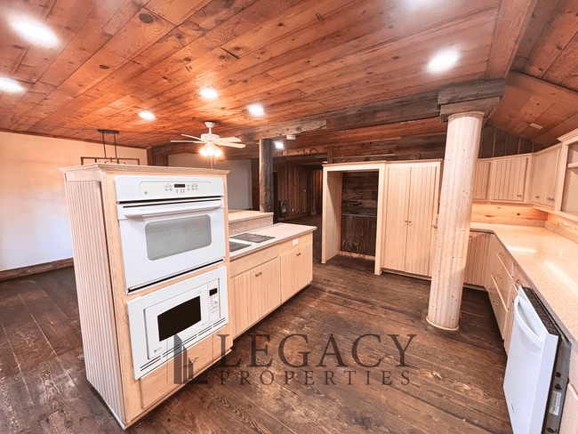 Photo - Scuffletown Unit D