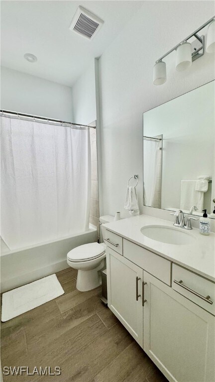 Photo - 15048 Pinehurst