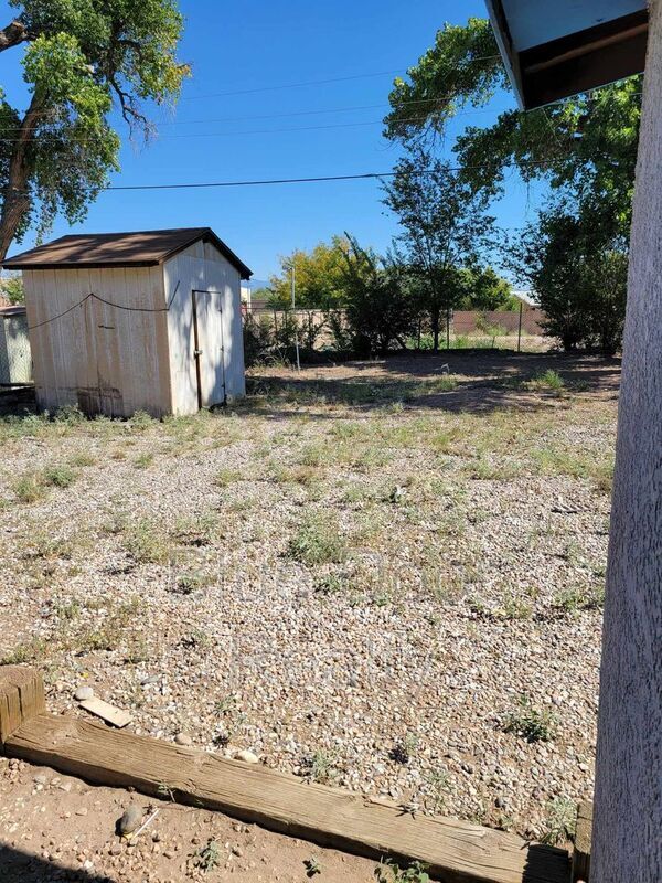 Photo - 2018 Nancy St SW