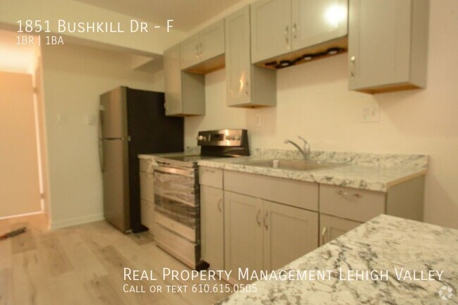 Building Photo - 1st Floor_Outdoor Patio_ 1 Bedroom 1 Full ... Unit F Rental