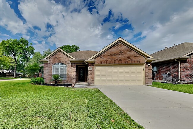Building Photo - 16830 Needle Ridge Ct