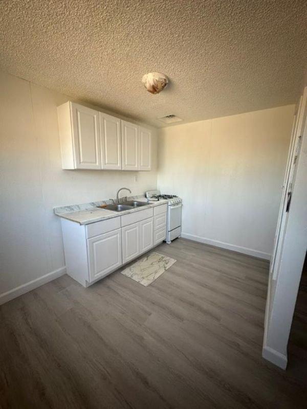 451 W Yermo Rd Unit C