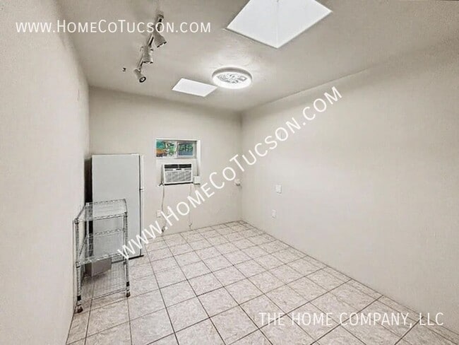Photo - 713 N Erin Ave