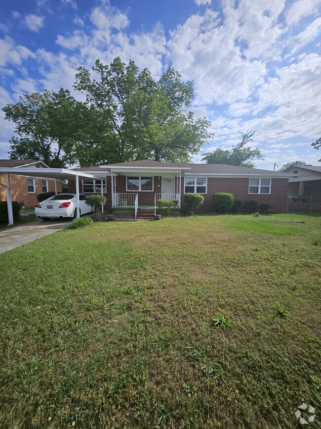 Building Photo - 118 E Walker St Rental