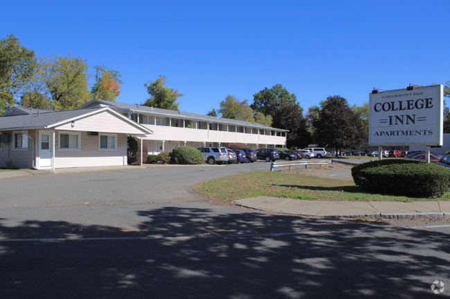 Building Photo - 10 Belchertown Rd Unit 36 Rental